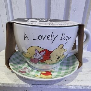 ♥️Disney Winnie the Pooh Jumbo 22oz Teacup & Saucer Set - A Lovely Day.